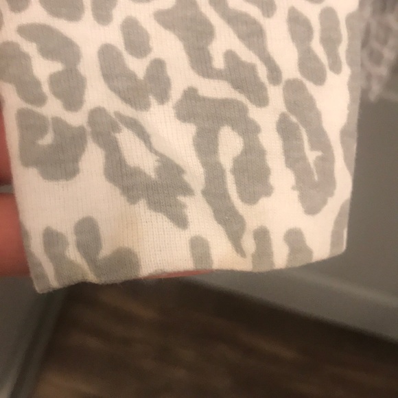 Cardigan - Picture 5 of 6